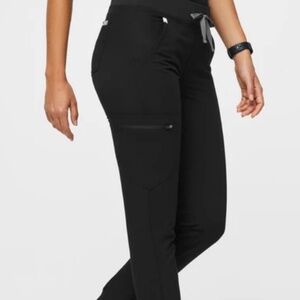 Figs scrubs jogger pants